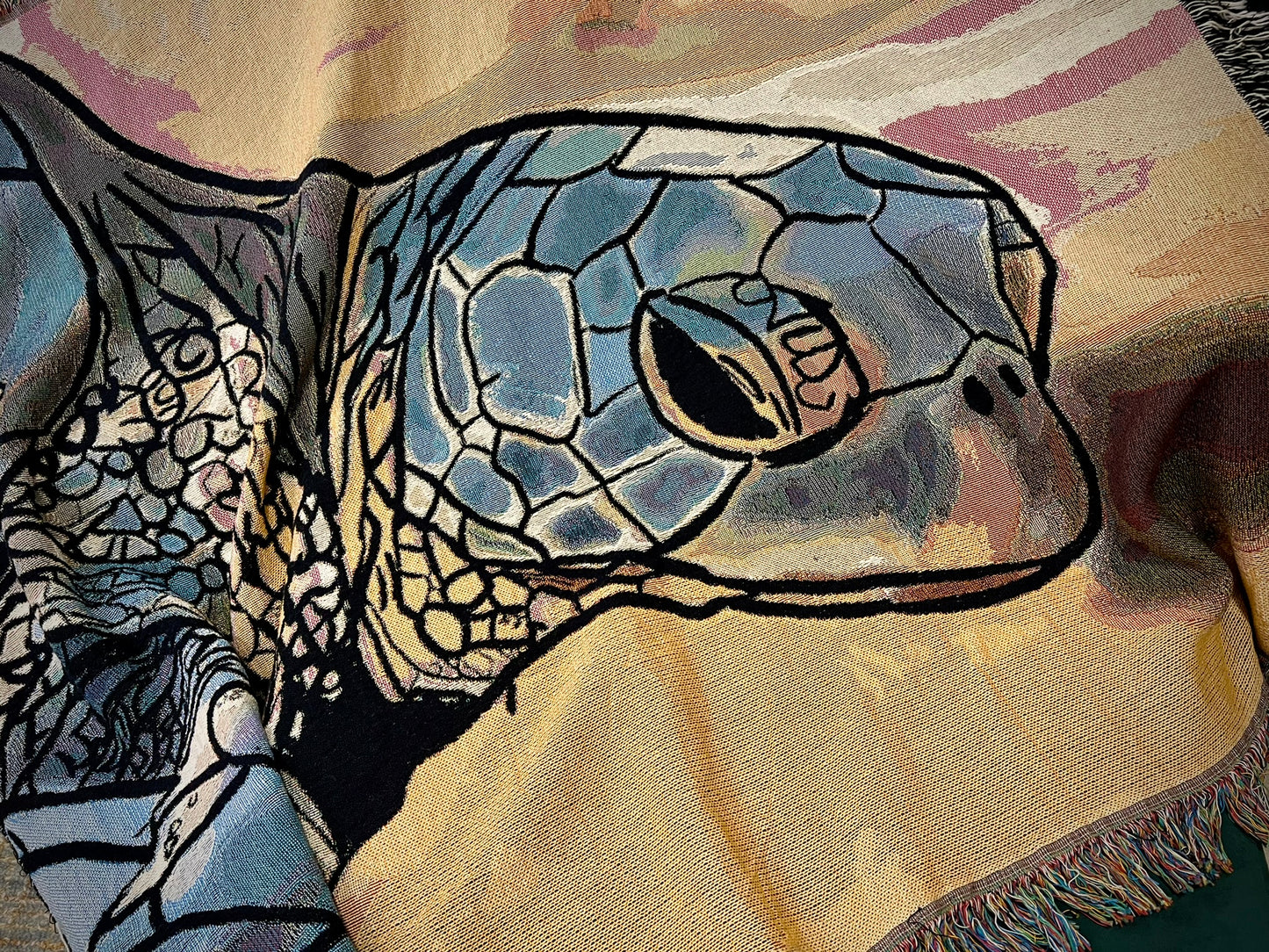 Cozy Turtle Woven Blanket, Ocean Lover Gift, Home Decor, Beach House Accessory, Snuggle up, Nature-Inspired Decor